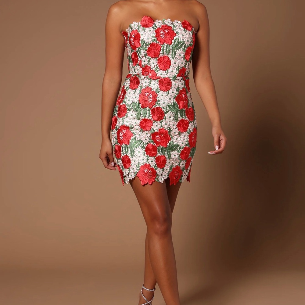 Fashion Nova Floral Strapless Dress - Red and Green XL NWT